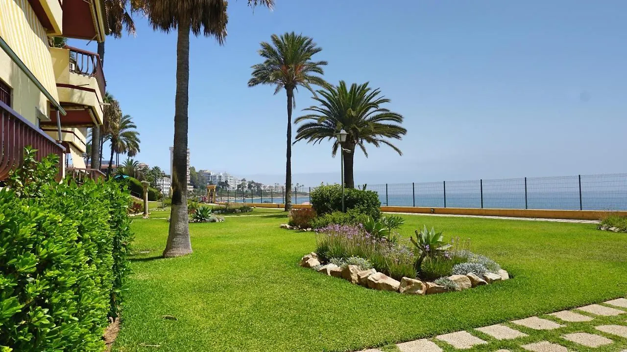 Boutique 1St Beach Line Apartment - Lubina Del Sol Sitio de Calahonda Spain
